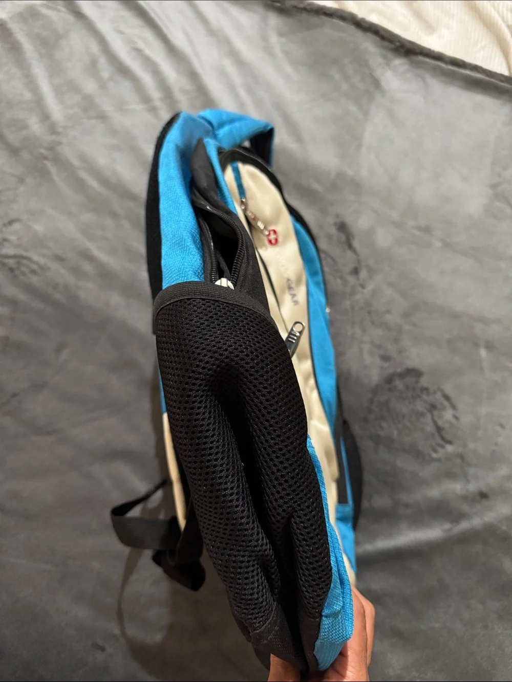 SwissGear Blue and Cream Laptop Backpack with Multiple Pockets